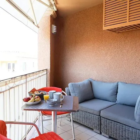 Charming 4 Studio With Pool And Garage شقة *